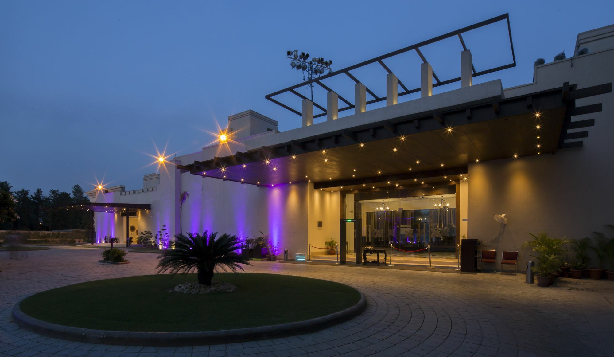 Orana Hotels & Resorts New Delhi Exterior photo